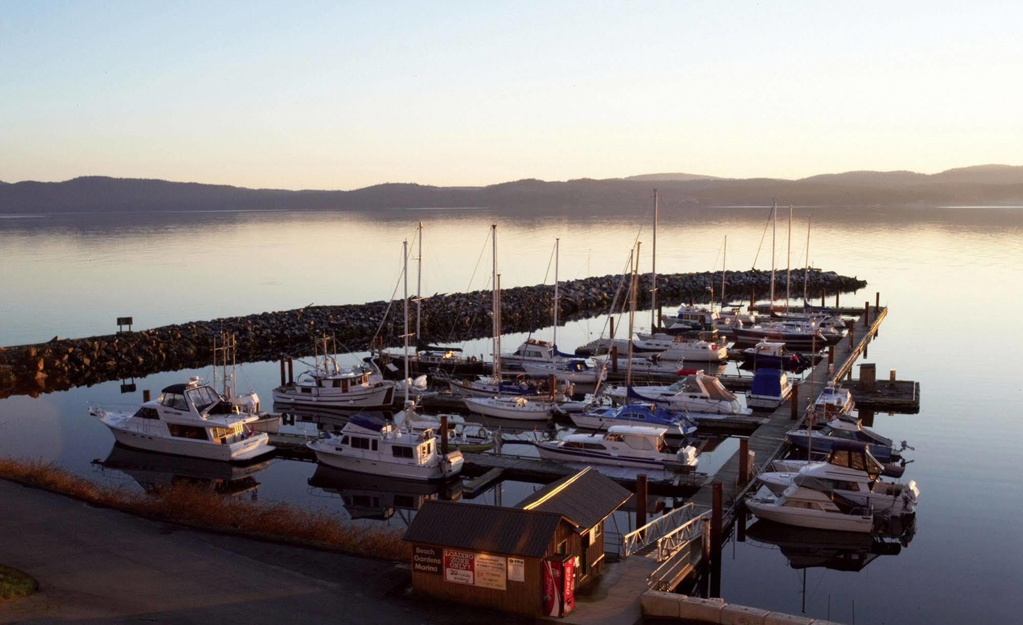 Beach Gardens Resort And Marina Powell River Eksteriør bilde